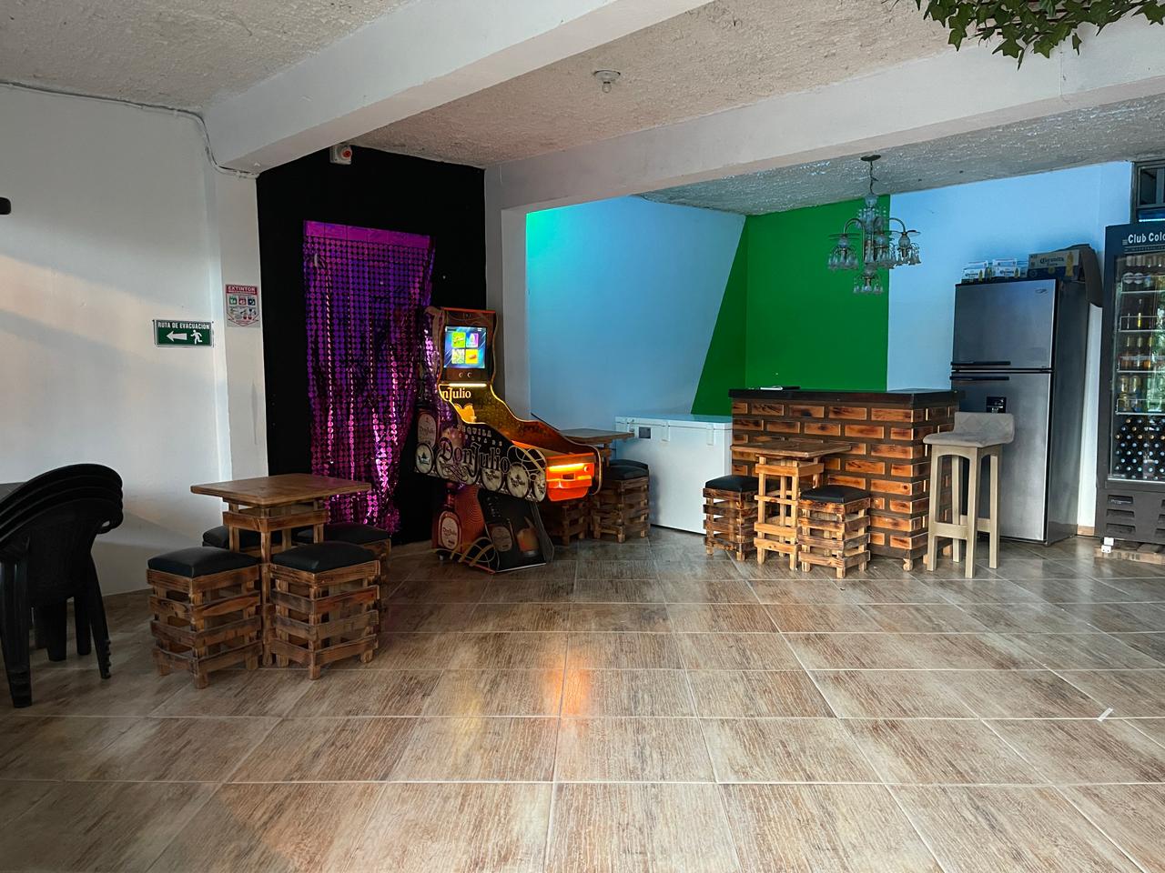 Disco bar la oficina